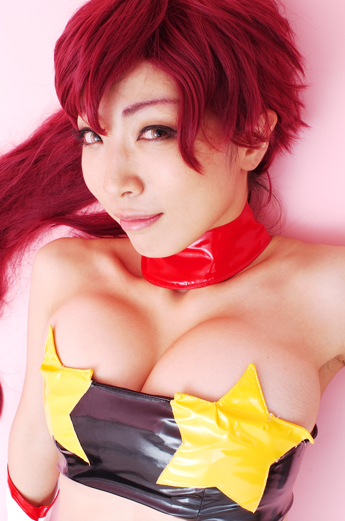 [Cosplay]  Tengen Toppa Gurren Lagann - Big Tits Yoko